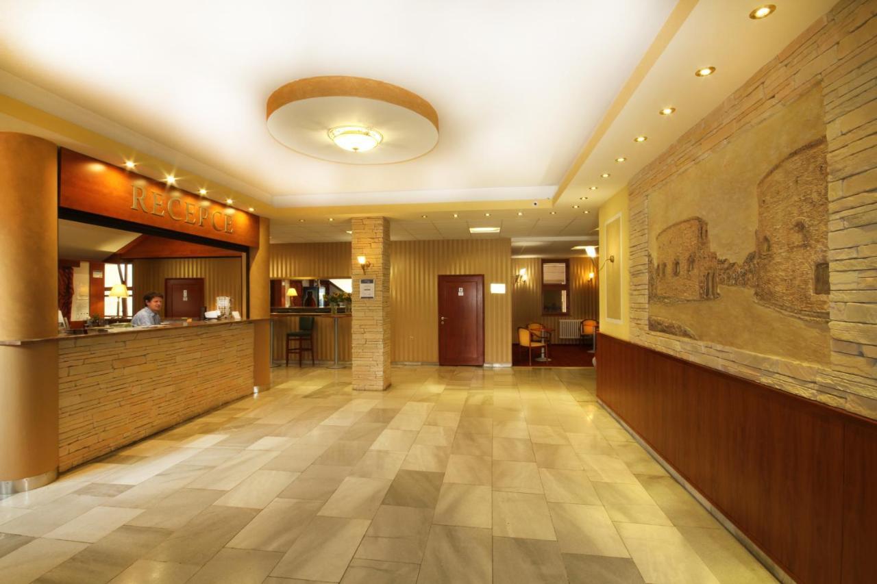 Hotel Straznice Exterior photo